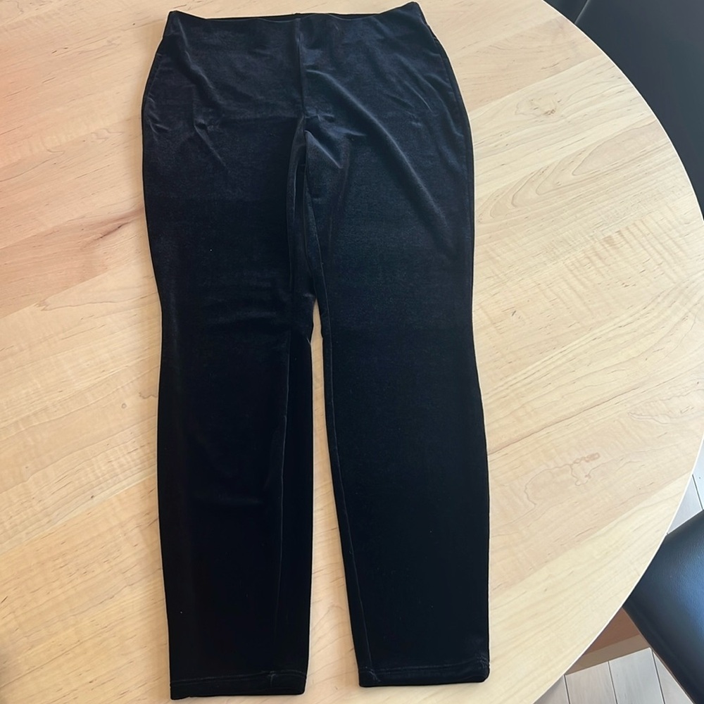 CHICO’S Knit Pull-On Black Velvet Leggings - Picture 4 of 11